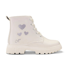 Load image into Gallery viewer, ADee AW26 Amore Heart  Boot 101 Snow White
