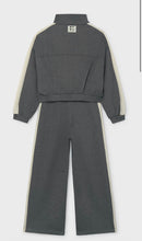 Load image into Gallery viewer, Mayoral AW26 Girls' tracksuit
Grey with white stripe