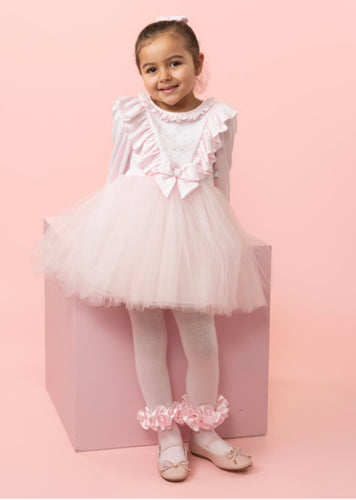 Caramelo AW24 Ribbed Tulle Long Sleeved Dress with Hairband 

0321203 Pink 

Ages 1/2y, 2/3y, 3/4y, 4/5y, 5/6y

£48.99